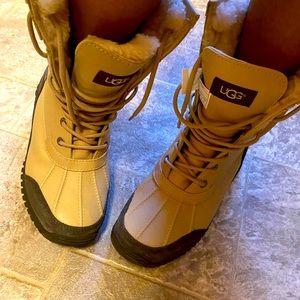 Ugh boots size women’s 7.5